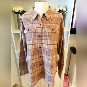 🆕 Patagonia XXL organic cotton long sleeve beige/rose plaid front pockets plus